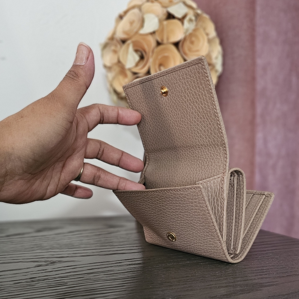 Gucci Marmont Leather Wallet - Picture 7 of 12